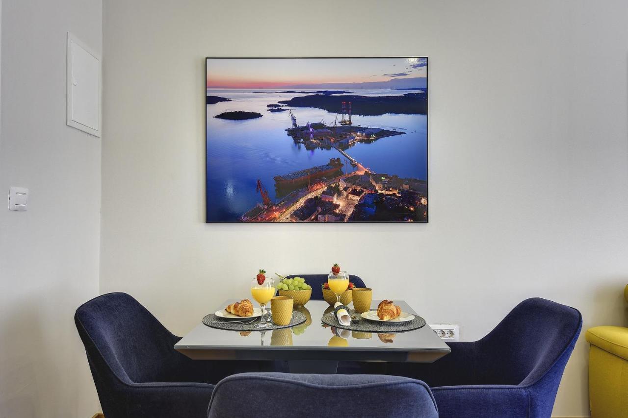 D&A Central Luxury Apartments With Free Parking Pula Dış mekan fotoğraf