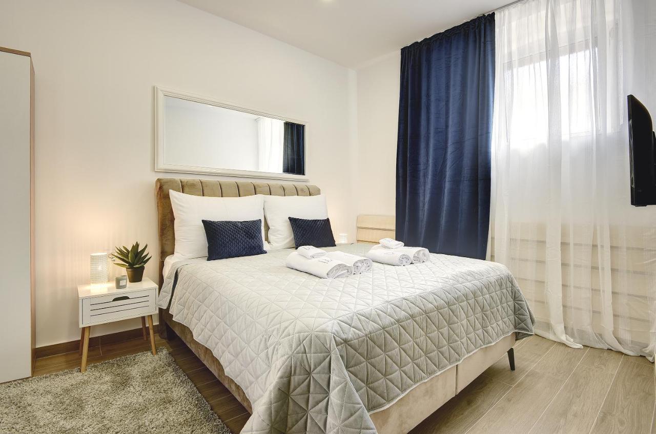 D&A Central Luxury Apartments With Free Parking Pula Dış mekan fotoğraf