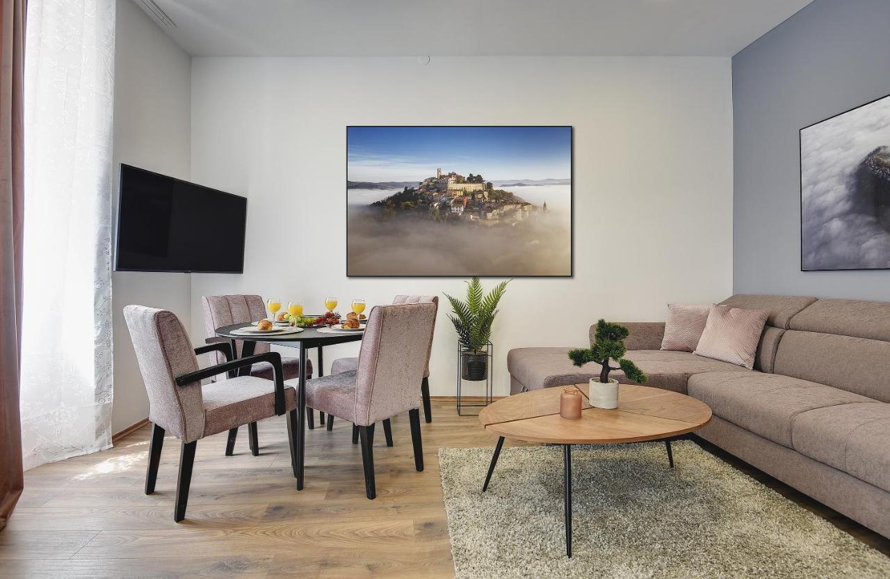 D&A Central Luxury Apartments With Free Parking Pula Dış mekan fotoğraf